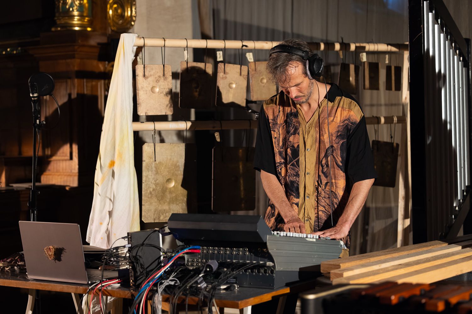 Klangraum im Kloster Dornach – Präsenz, Resonanz, Verbindung. Creative Retreat mit Pantha du Prince & Barbara van der Meulen